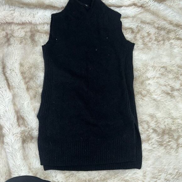 Saks Fifth Avenue Cashmere Black Turtleneck | Sz XS - Picture 2 of 5